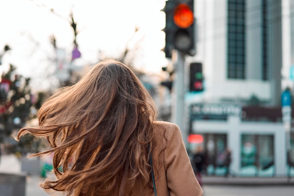 Understanding Hair Implants vs. Hair Transplants: A Comprehensive Guide
